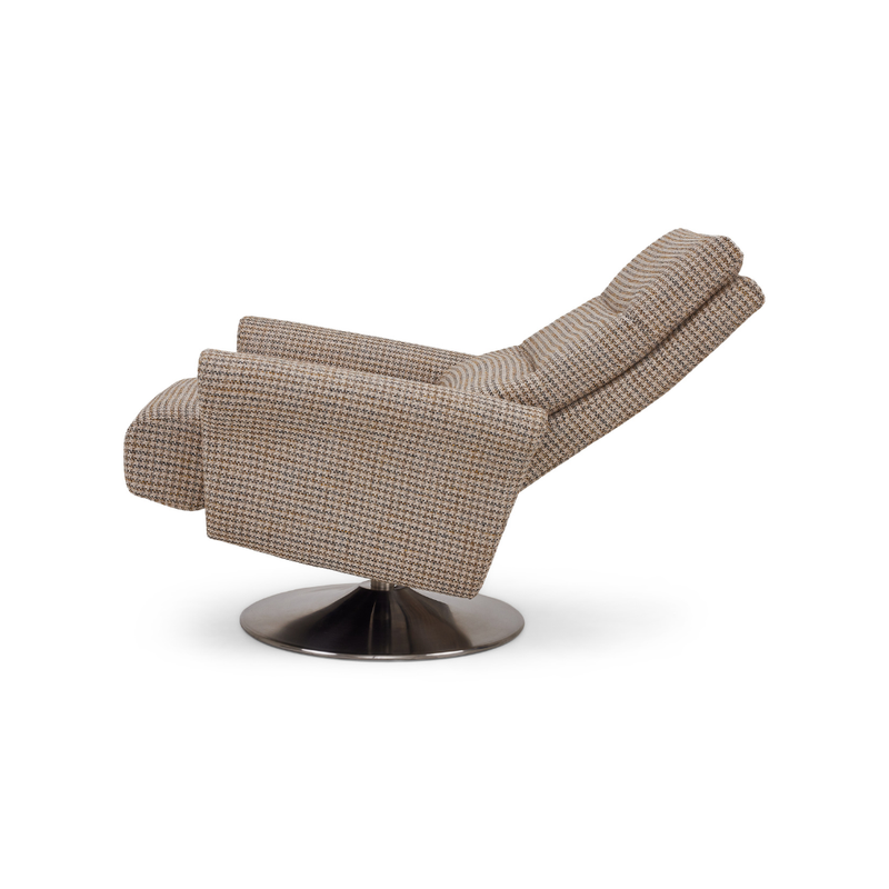 Carter Comfort Relax Recliner Arther Oyster Side View Reclined View American Leather