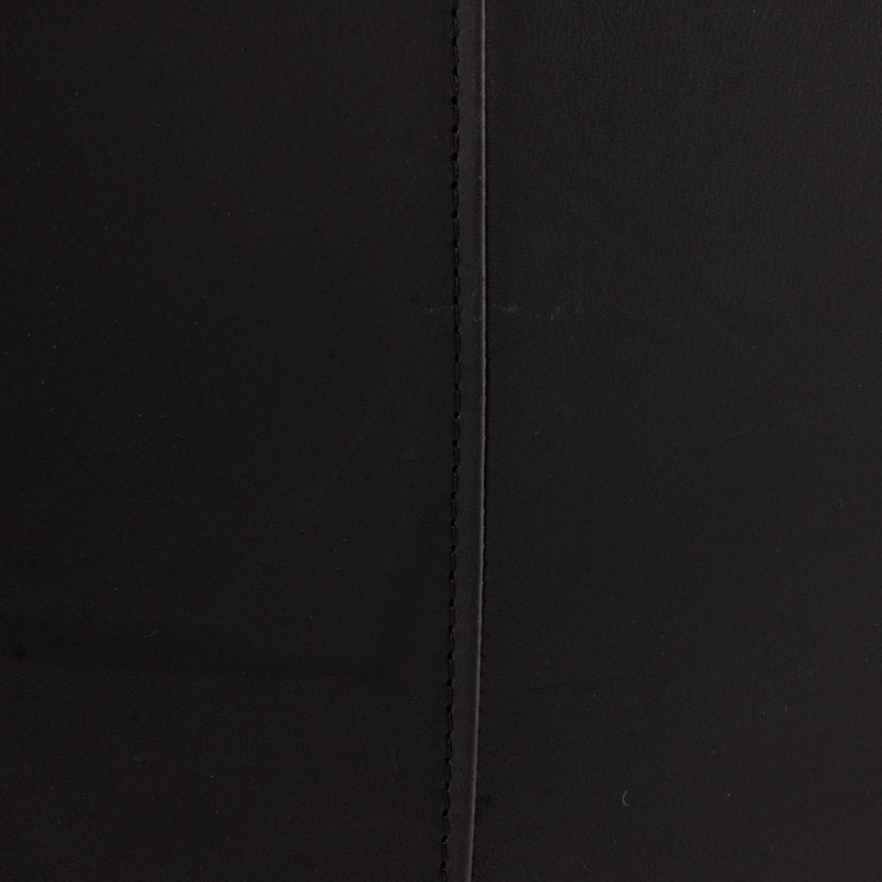 Etta Chair Heirloom Black Top Grain Leather Detail 108728-010