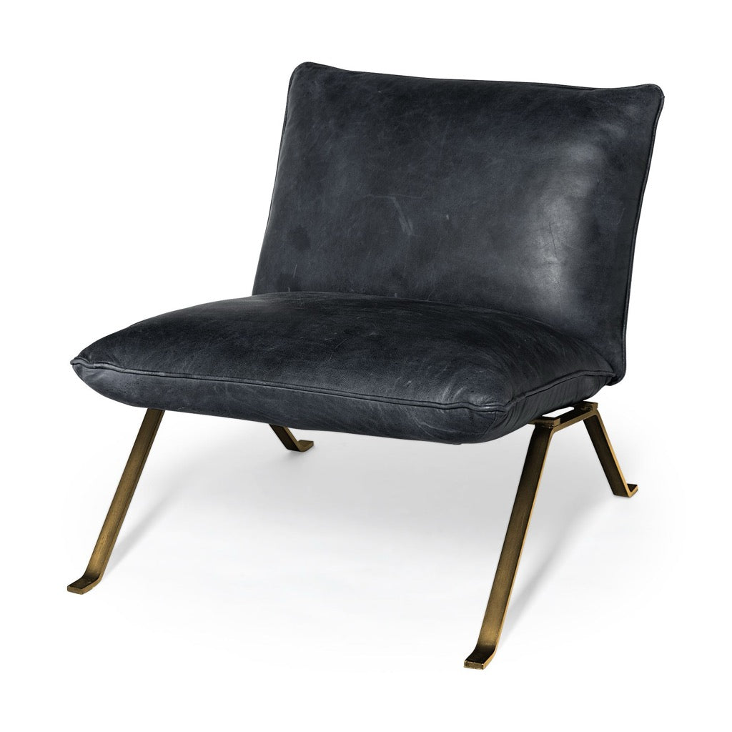 Mercana Flavelle Accent Chair angled view 