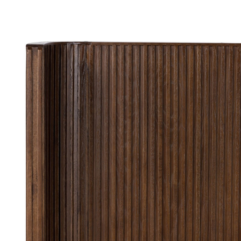 Fletcher Queen Bed Terra Brown Oak Reeded Headboard 108786-002