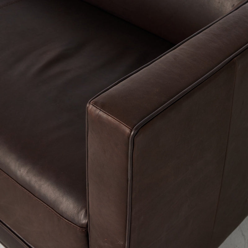 Phillip Sofa 241215-001 squared arm view 
