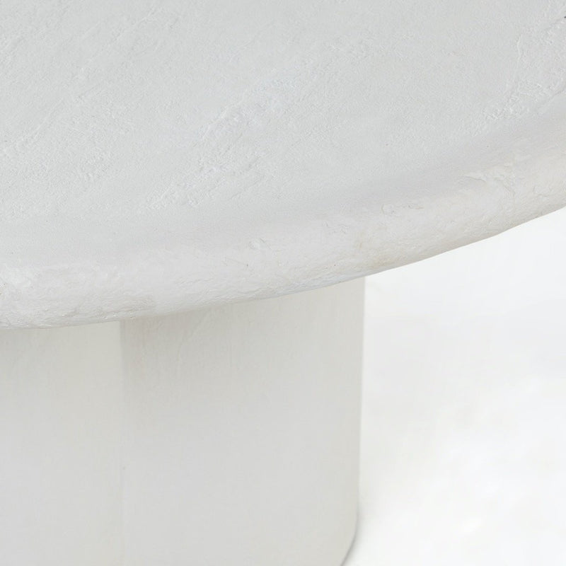 Grano Dining Table - Plaster Molded Concrete Rounded Top Detail
